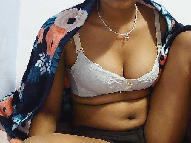 Koushy live cam on BongaCams