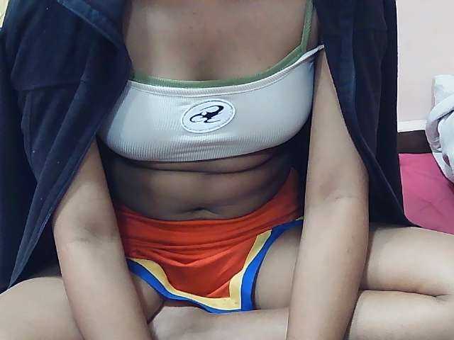 Koushy live cam on BongaCams