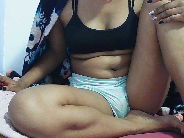 Koushy live cam on BongaCams