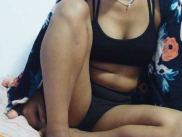 Koushy live cam on BongaCams