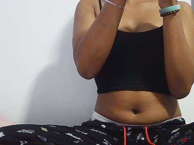 Koushy live cam on BongaCams