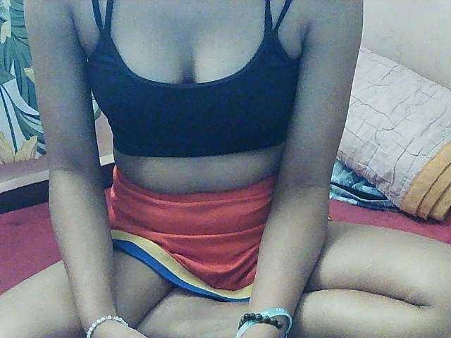 Koushy live cam on BongaCams