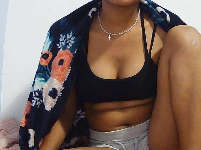 Koushy live cam on BongaCams