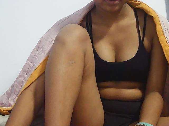 Koushy live cam on BongaCams