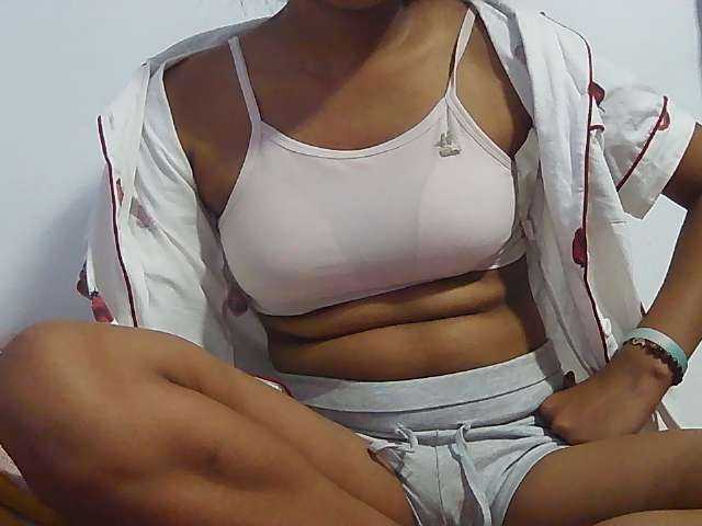 Koushy live cam on BongaCams