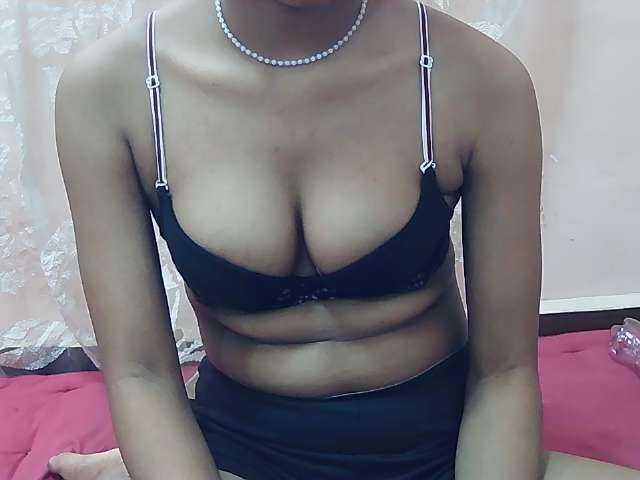 Koushy live cam on BongaCams