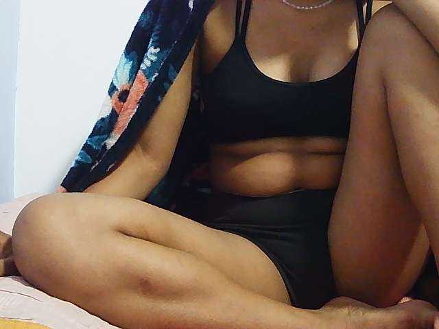 Koushy live cam on BongaCams