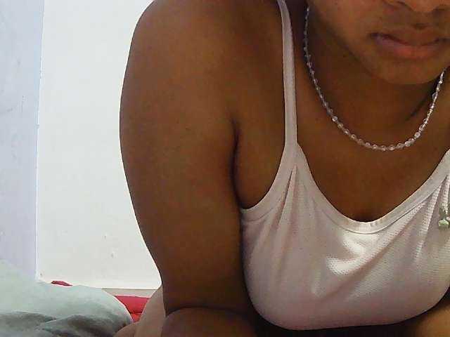 Koushy live cam on BongaCams