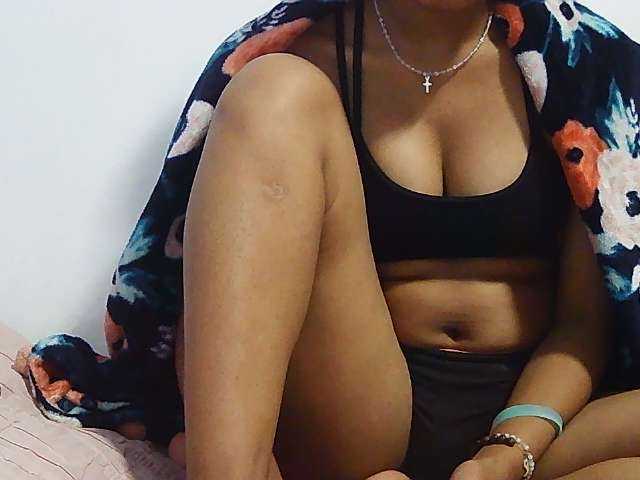 Koushy live cam on BongaCams