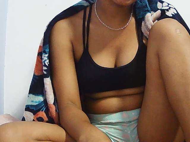 Koushy live cam on BongaCams