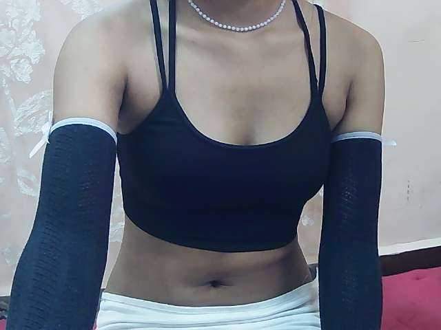 Koushy live cam on BongaCams