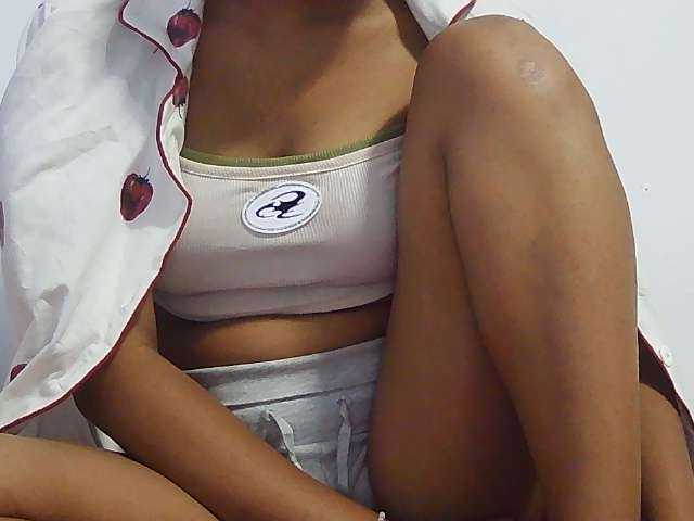 Koushy live cam on BongaCams