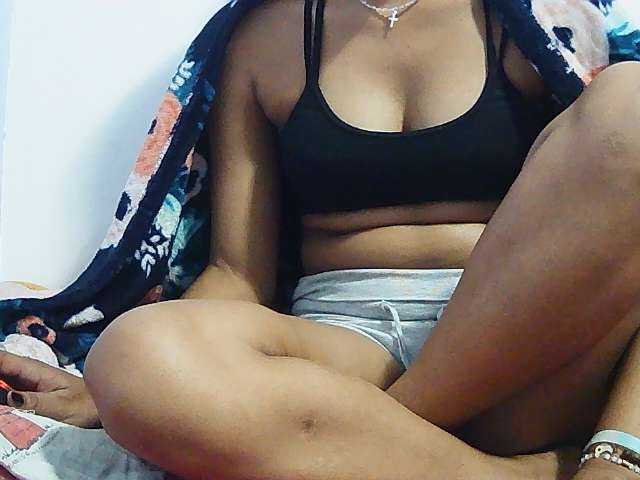 Koushy live cam on BongaCams