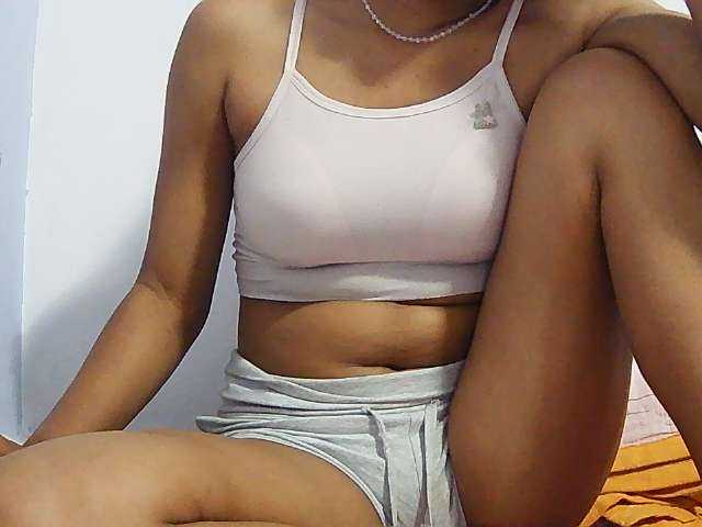 Koushy live cam on BongaCams