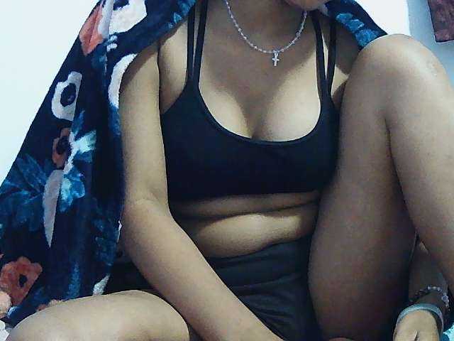 Koushy live cam on BongaCams
