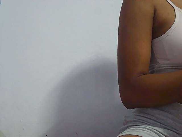 Koushy live cam on BongaCams