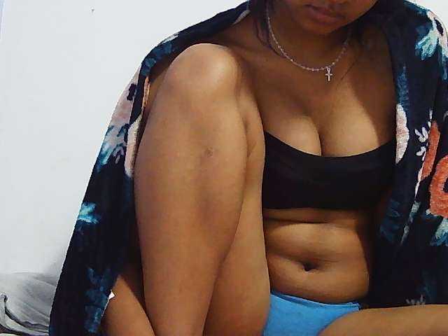 Koushy live cam on BongaCams