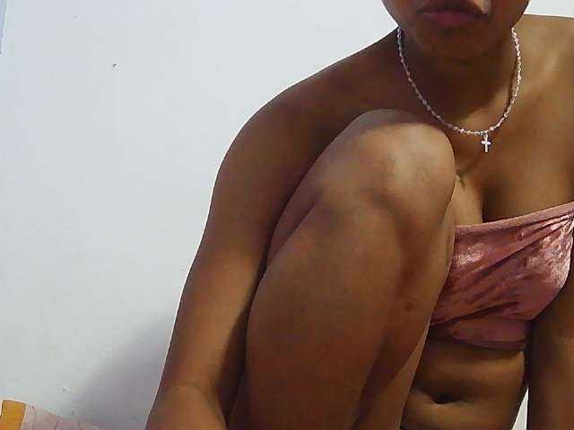 Koushy live cam on BongaCams