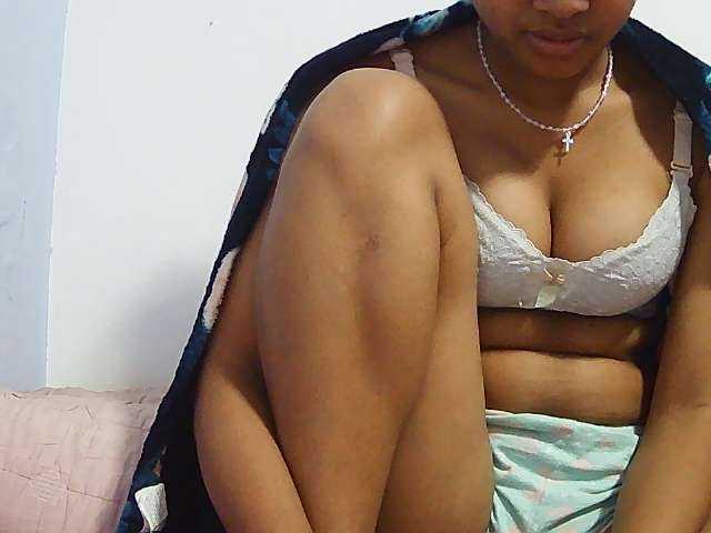 Koushy live cam on BongaCams