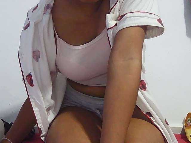 Koushy live cam on BongaCams