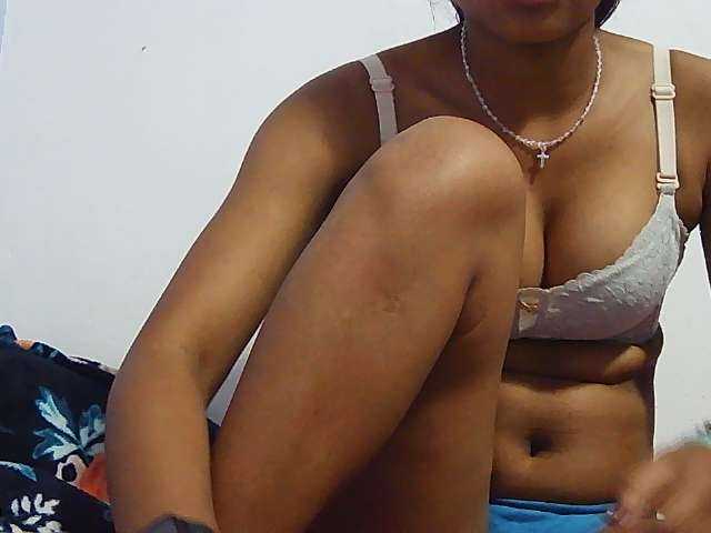 Koushy live cam on BongaCams