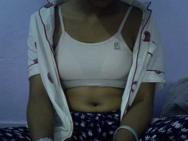 Koushy live cam on BongaCams