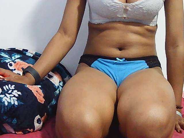 Koushy live cam on BongaCams