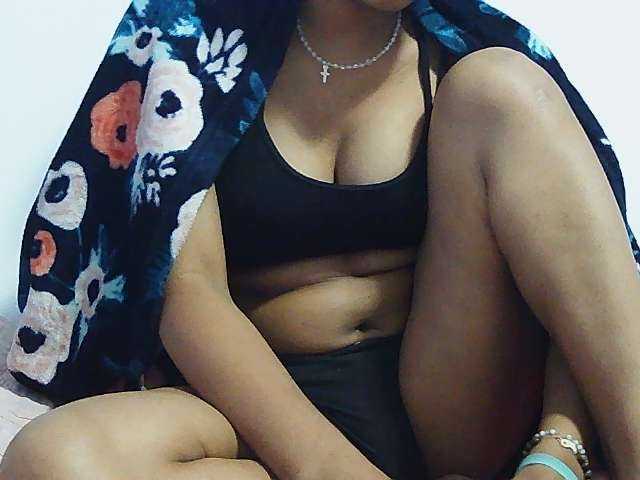 Koushy live cam on BongaCams