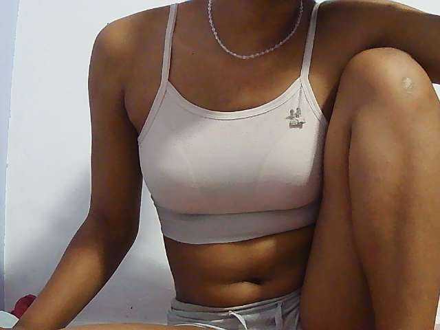 Koushy live cam on BongaCams