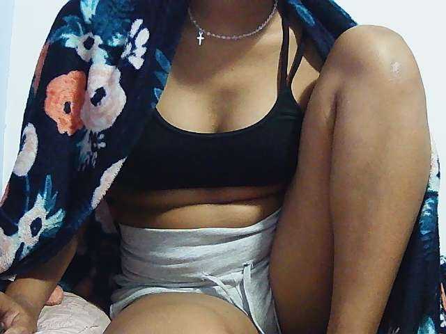 Koushy live cam on BongaCams