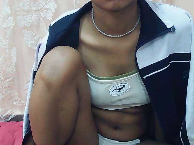 Koushy live cam on BongaCams