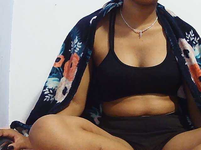 Koushy live cam on BongaCams