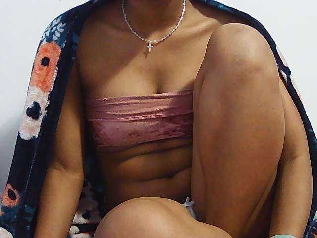 Koushy live cam on BongaCams