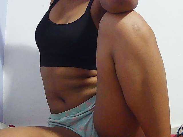 Koushy live cam on BongaCams