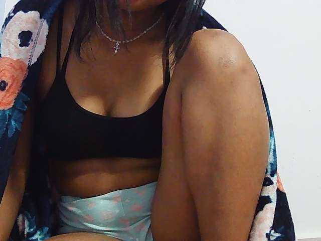 Koushy live cam on BongaCams