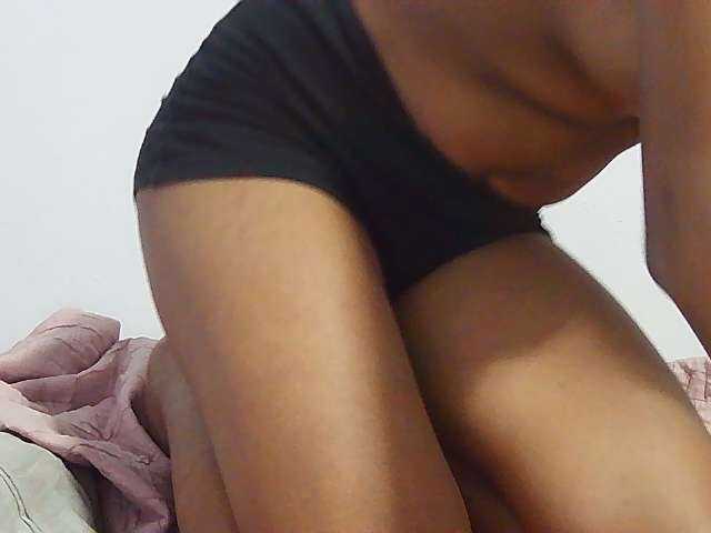 Koushy live cam on BongaCams
