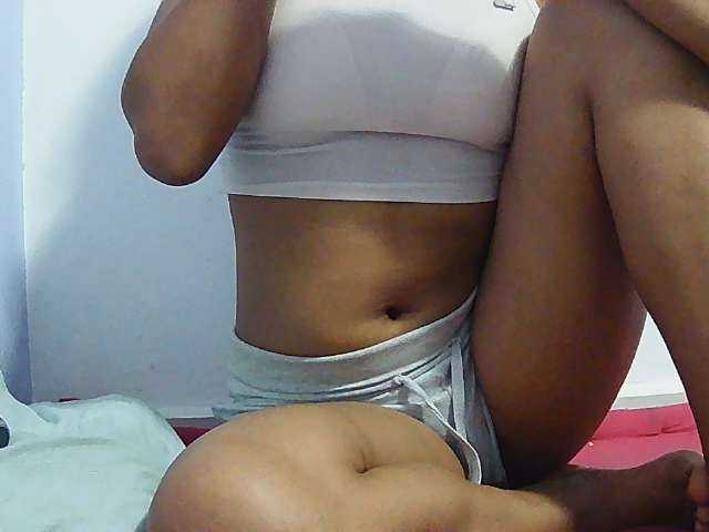 Koushy live cam on BongaCams