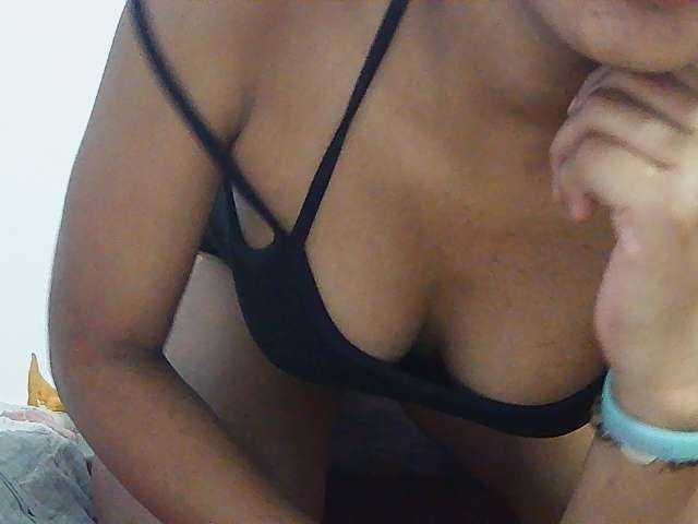 Camgirl Koushy sur Bongacams