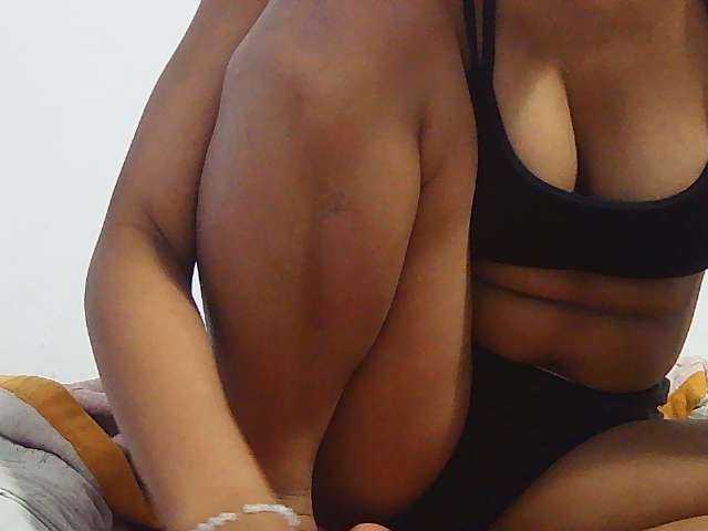Koushy live cam on BongaCams