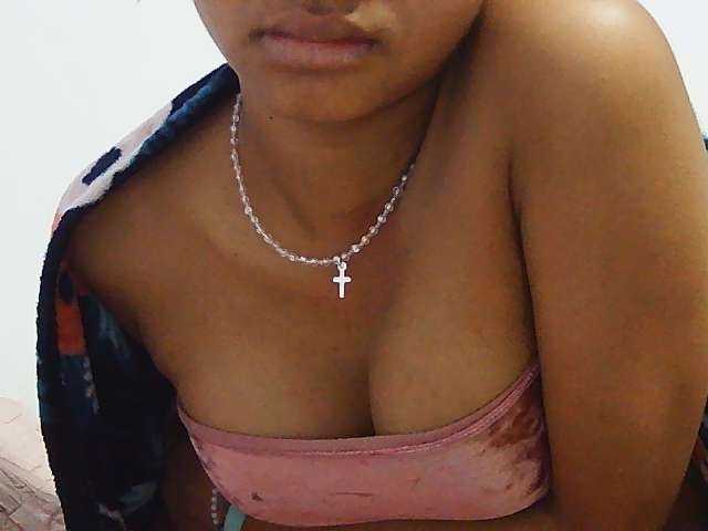 Koushy live cam on BongaCams