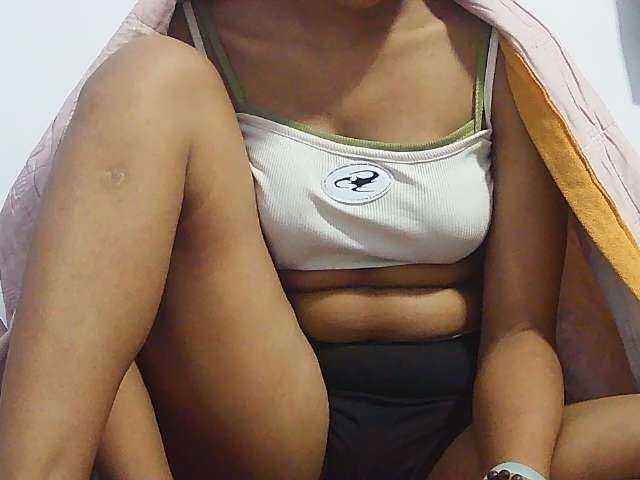 Koushy live cam on BongaCams