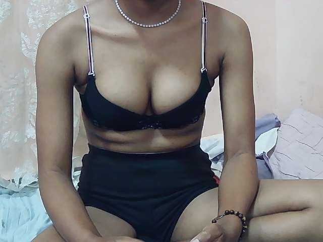 Koushy live cam on BongaCams