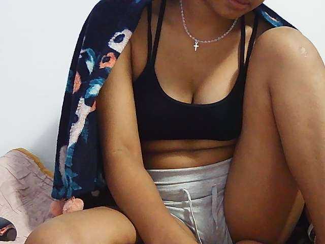 Koushy live cam on BongaCams