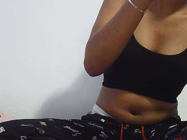 Koushy live cam on BongaCams