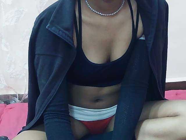 Koushy live cam on BongaCams