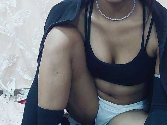 Koushy live cam on BongaCams