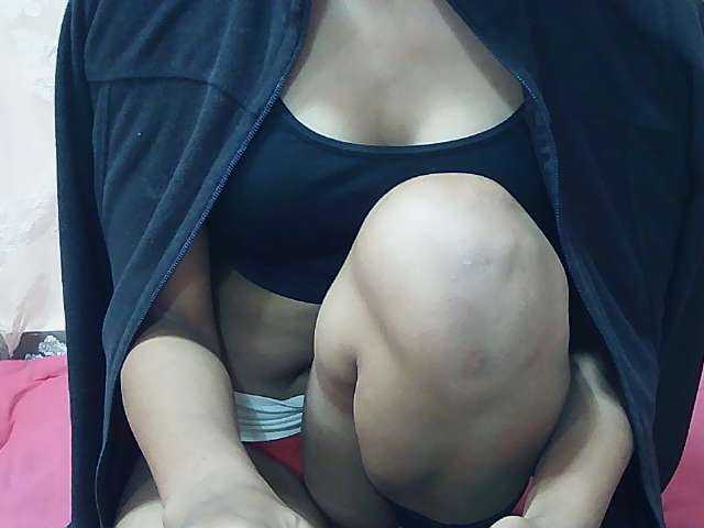 Koushy live cam on BongaCams