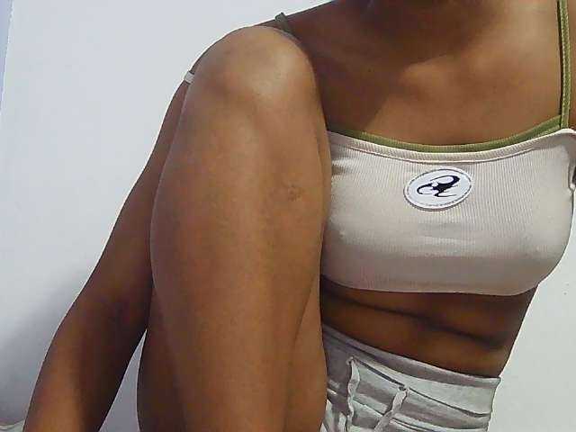 Koushy live cam on BongaCams