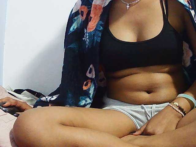 Koushy live cam on BongaCams