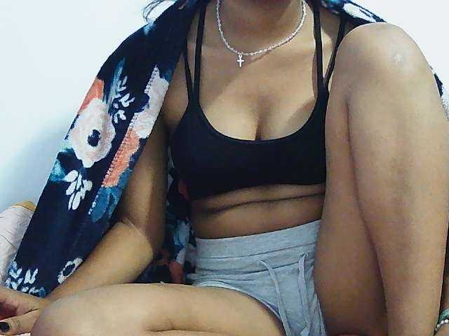 Koushy live cam on BongaCams